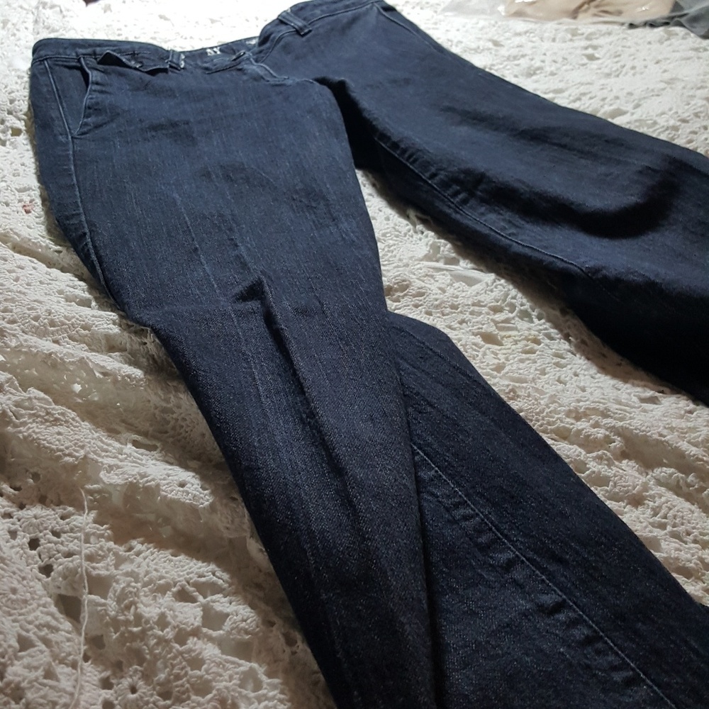 NY&C Wide Flare Leg Jeans Size 8